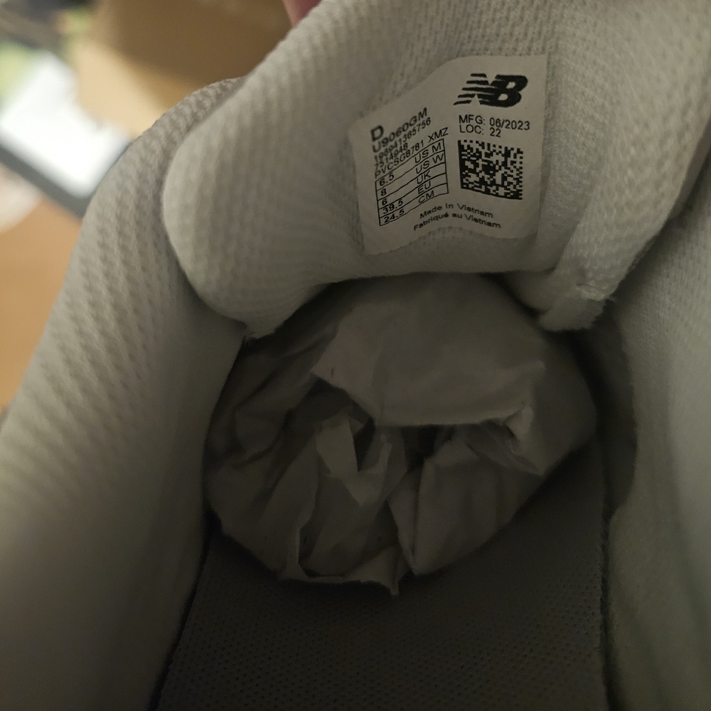 New Balance Gray Sneakers - Picture 5 of 5